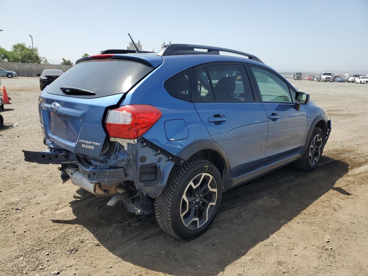 2016 Subaru Crosstrek Premium vin: JF2GPABC2G8238534