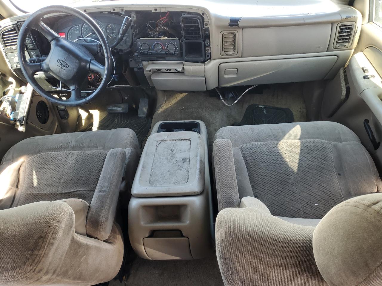 1GNEK13Z12J237763 2002 Chevrolet Tahoe K1500