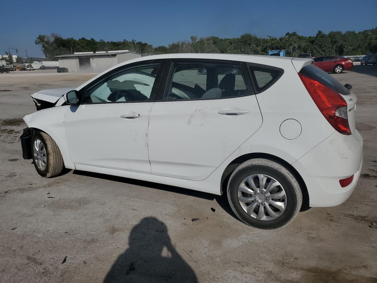 KMHCT5AE5HU320541 2017 Hyundai Accent Se