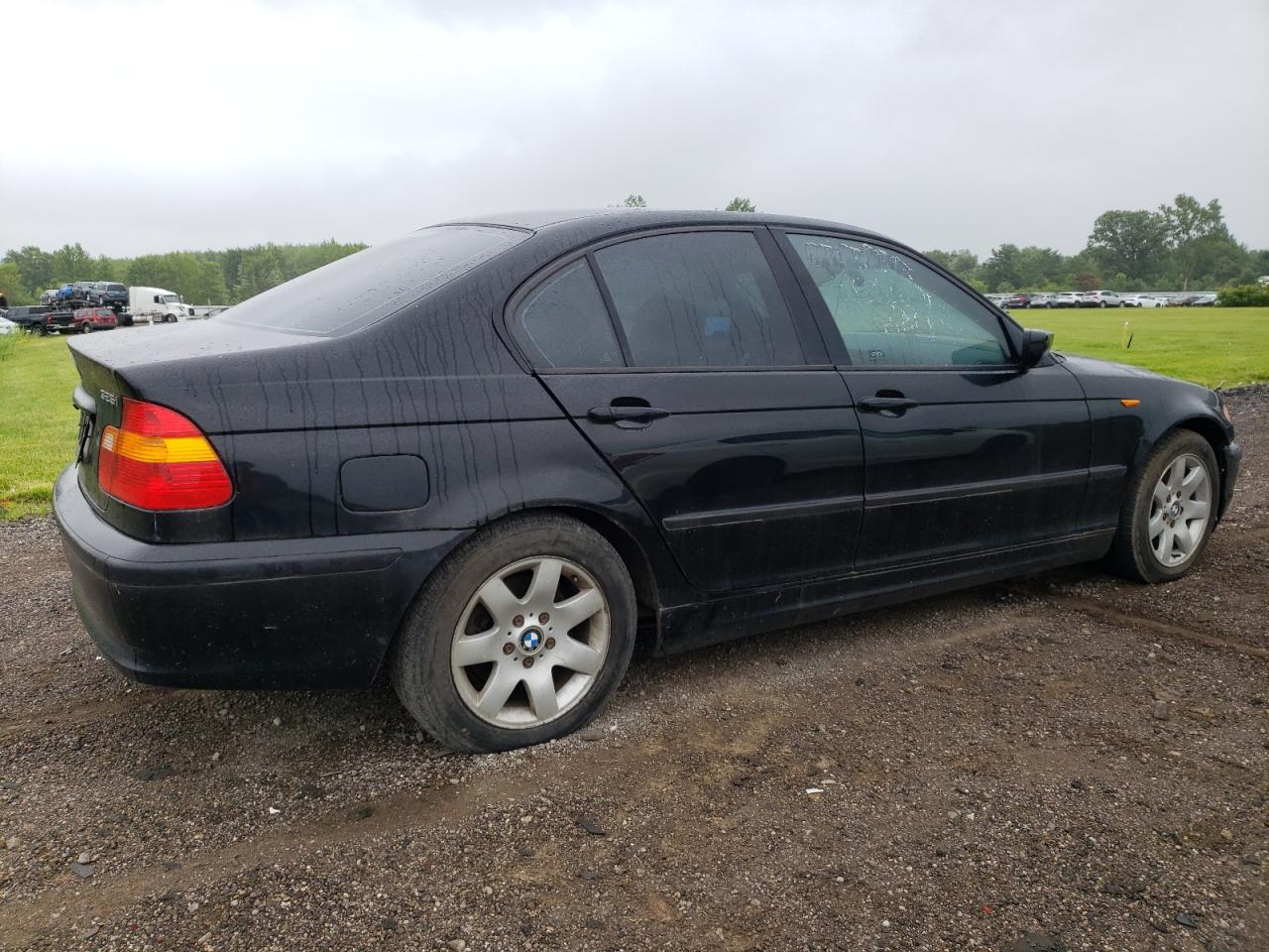 WBAEV33464KR31262 2004 BMW 325 I