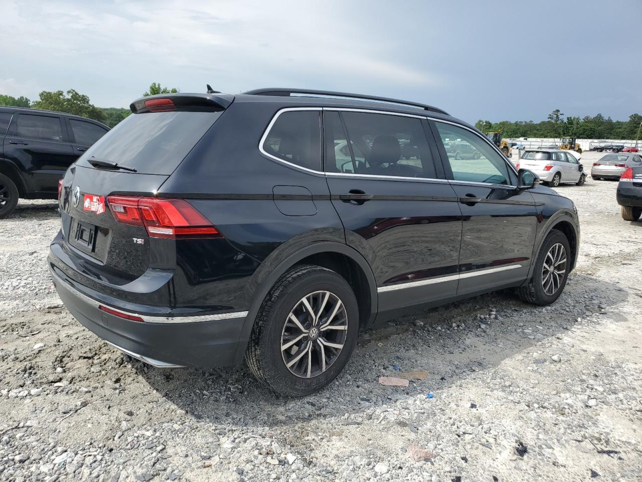 3VV3B7AX0JM006313 2018 Volkswagen Tiguan Se