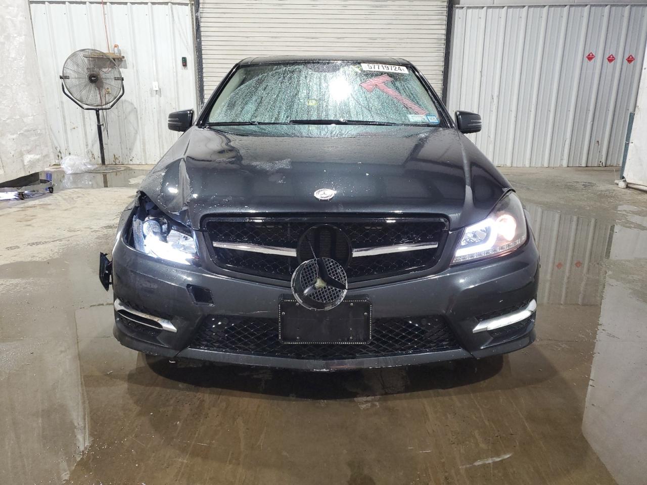 WDDGF8BB8CR225136 2012 Mercedes-Benz C 300 4Matic