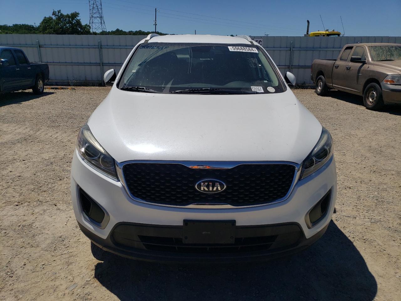 2016 Kia Sorento Lx vin: 5XYPG4A58GG153595