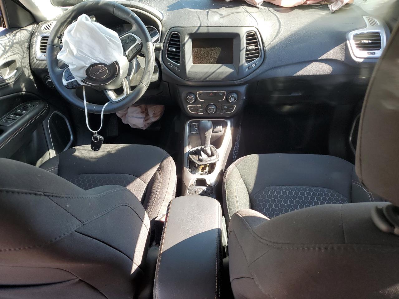 3C4NJCABXLT125132 2020 Jeep Compass Sport