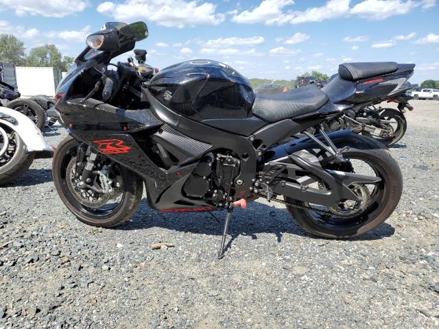2022 SUZUKI GSX-R600 - JS1GN7FA7N7100100