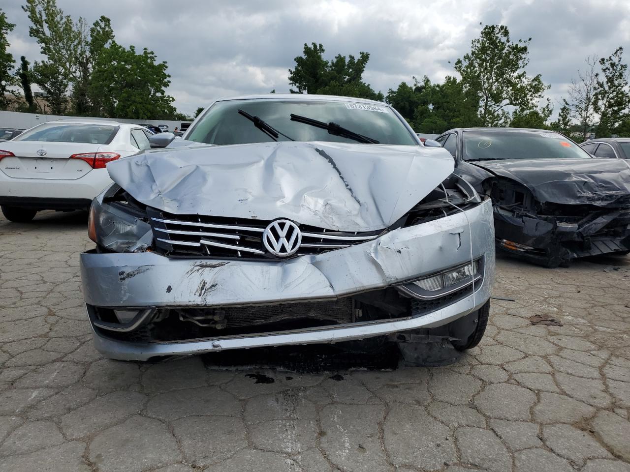 2014 Volkswagen Passat Se vin: 1VWBN7A38EC115234