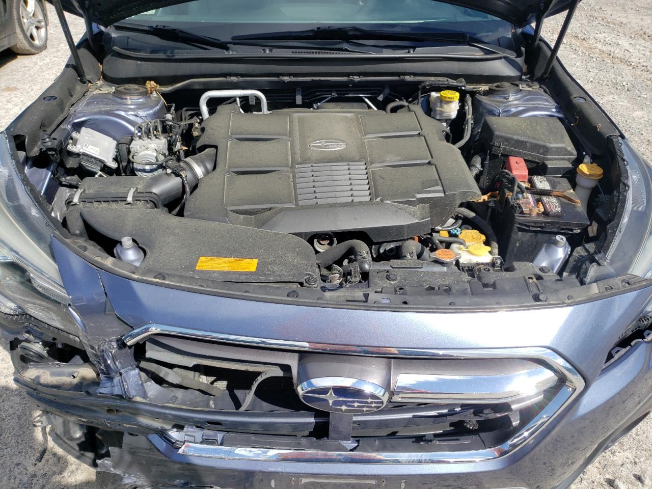 4S4BSENC1J3290733 2018 Subaru Outback 3.6R Limited