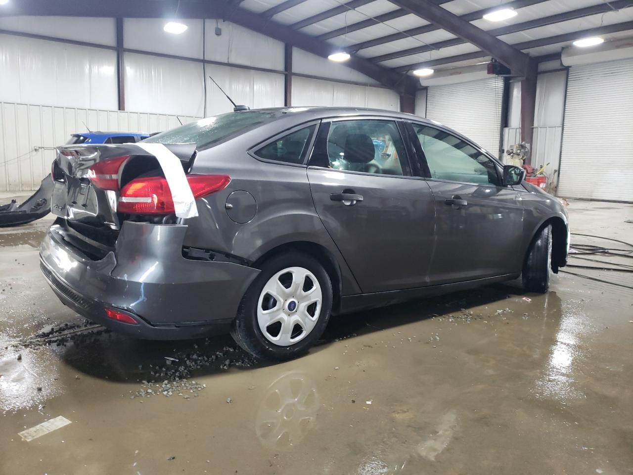 2015 Ford Focus S vin: 1FADP3E26FL383402