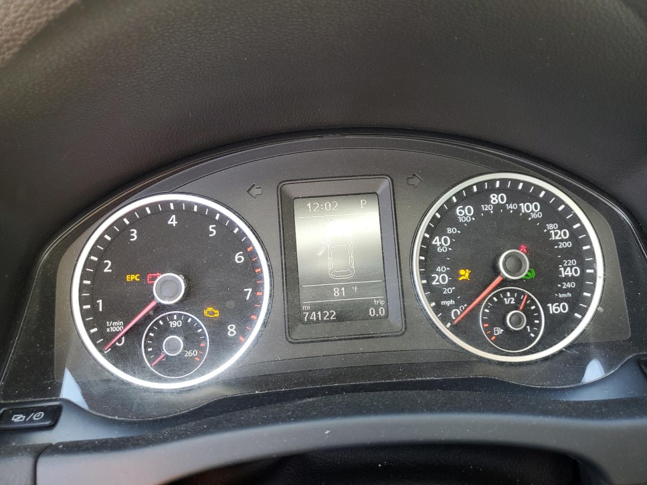 WVGRV7AX6HK002487 2017 Volkswagen Tiguan Wolfsburg