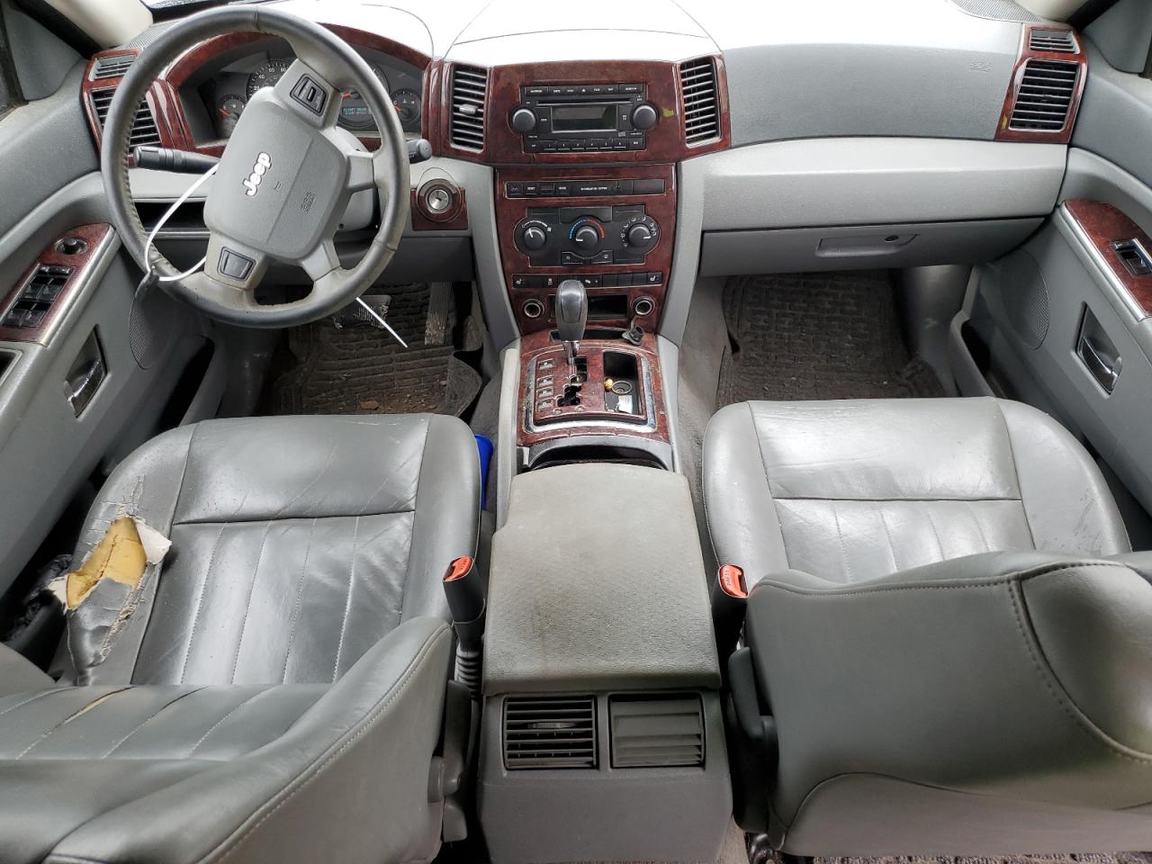 1J4GR48K15C515901 2005 Jeep Grand Cherokee Laredo