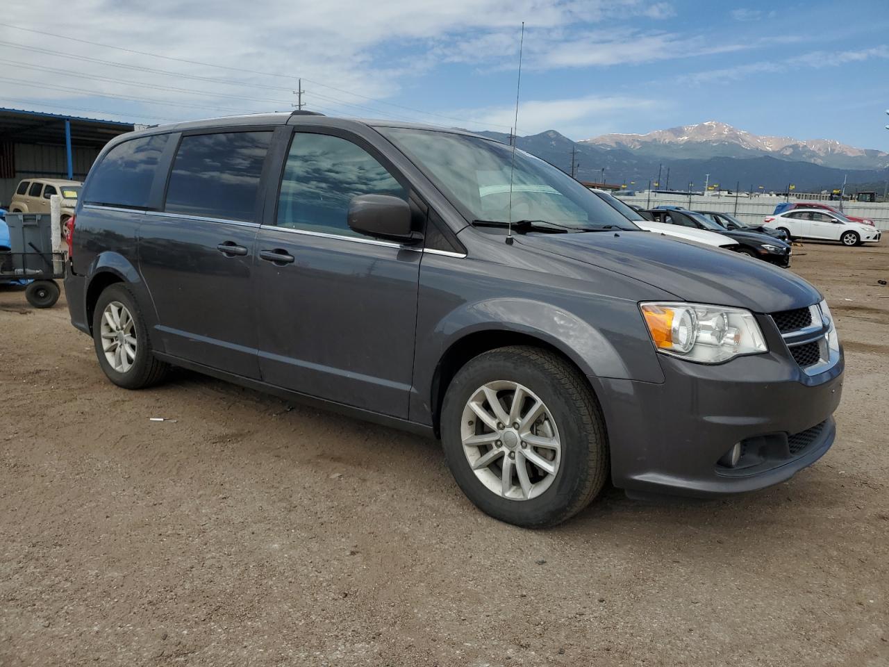 2018 Dodge Grand Caravan Sxt vin: 2C4RDGCG0JR360096