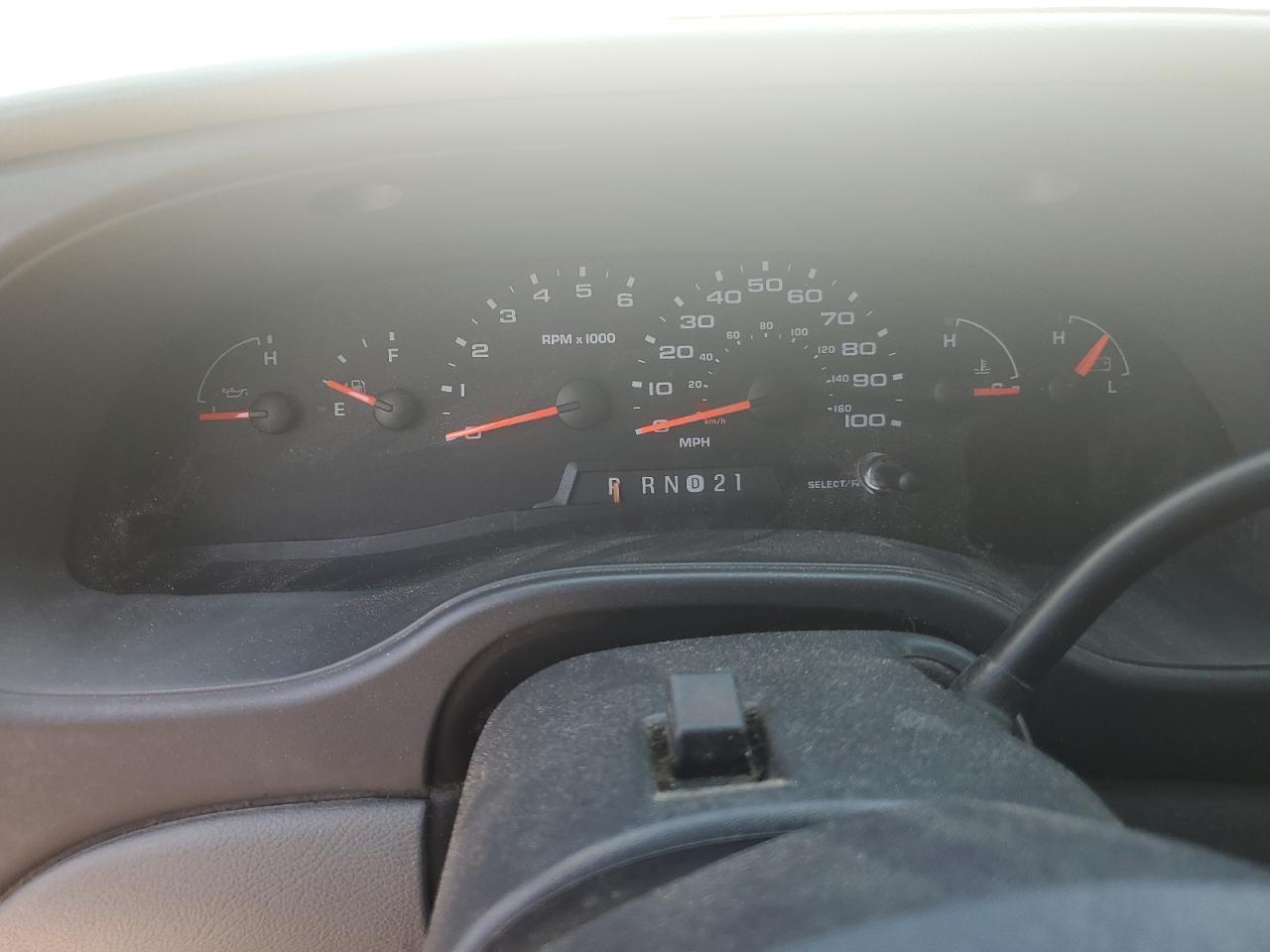 1FTNE24W45HA43959 2005 Ford Econoline E250 Van