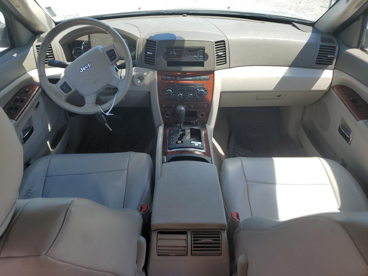 1J4HR58215C671608 2005 Jeep Grand Cherokee Limited