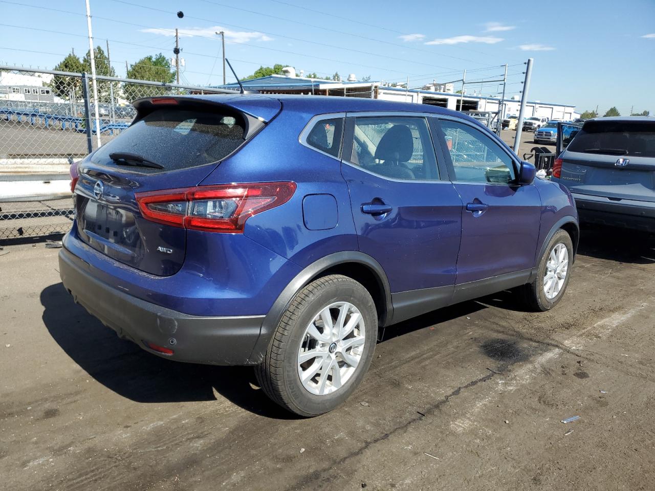 2021 Nissan Rogue Sport S vin: JN1BJ1AW2MW438359