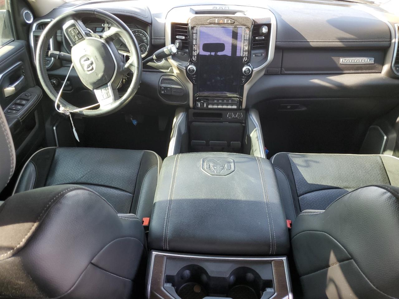 3C63R3JL7NG190905 2022 Ram 3500 Laramie