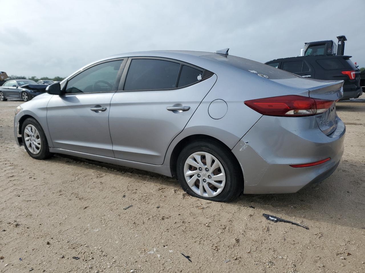 2017 Hyundai Elantra Se vin: 5NPD74LFXHH148899