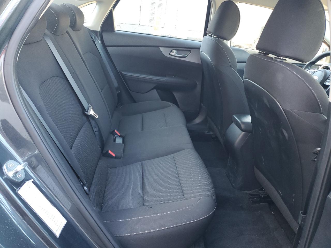 3KPF24AD5ME316911 2021 Kia Forte Fe