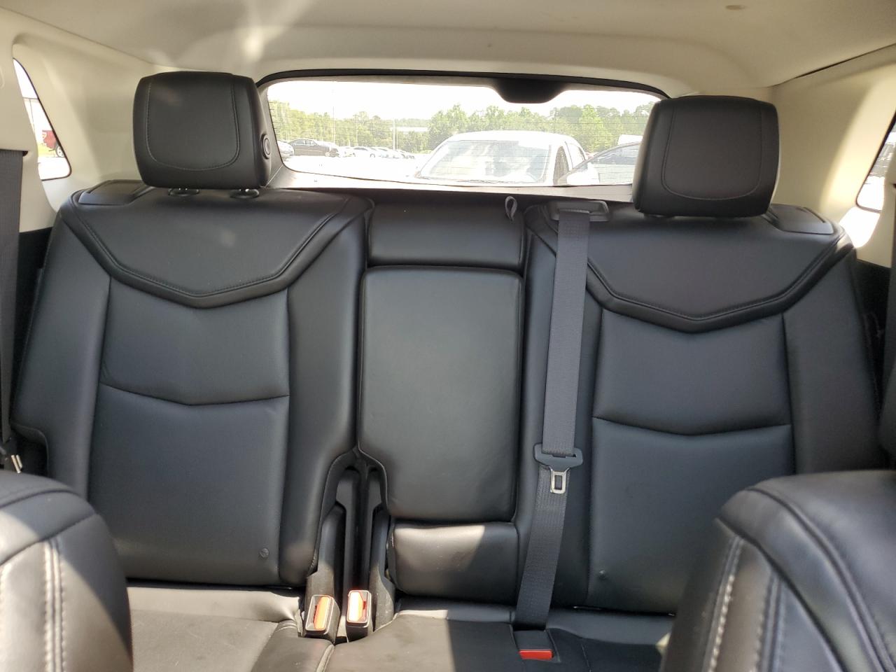 1GYKNBRS2HZ296005 2017 Cadillac Xt5 Luxury