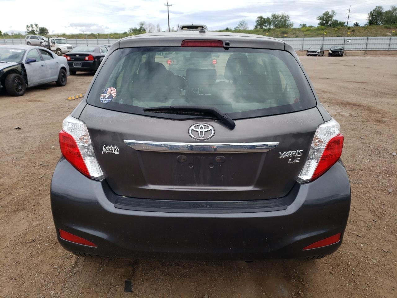 JTDKTUD32DD565814 2013 Toyota Yaris