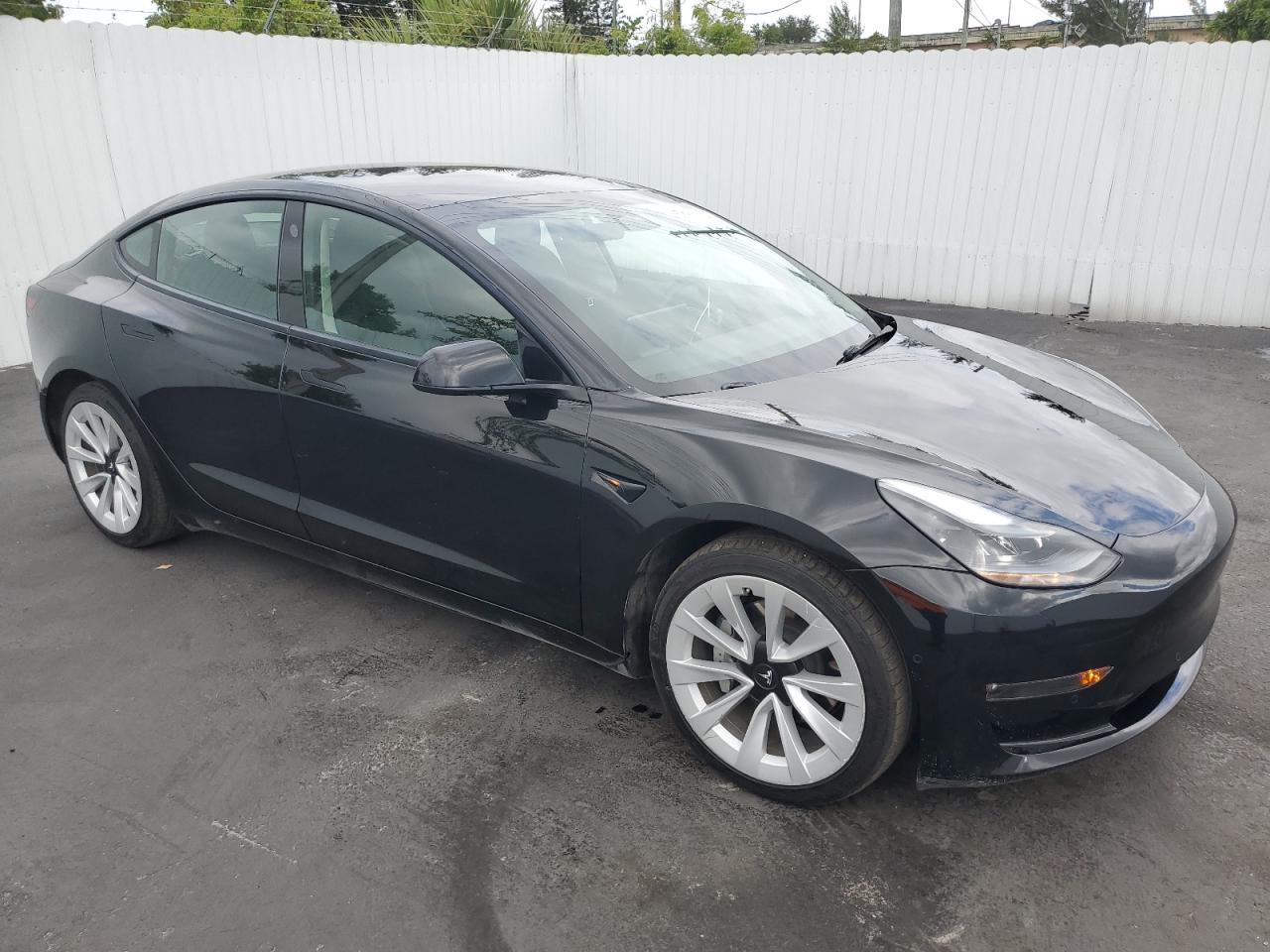 2022 Tesla Model 3 vin: 5YJ3E1EB3NF192280