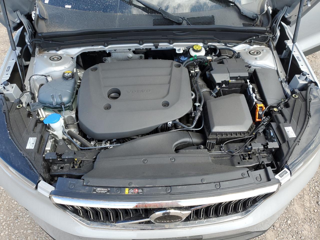 YV4L12UK8R2288432 2024 Volvo Xc40 Core