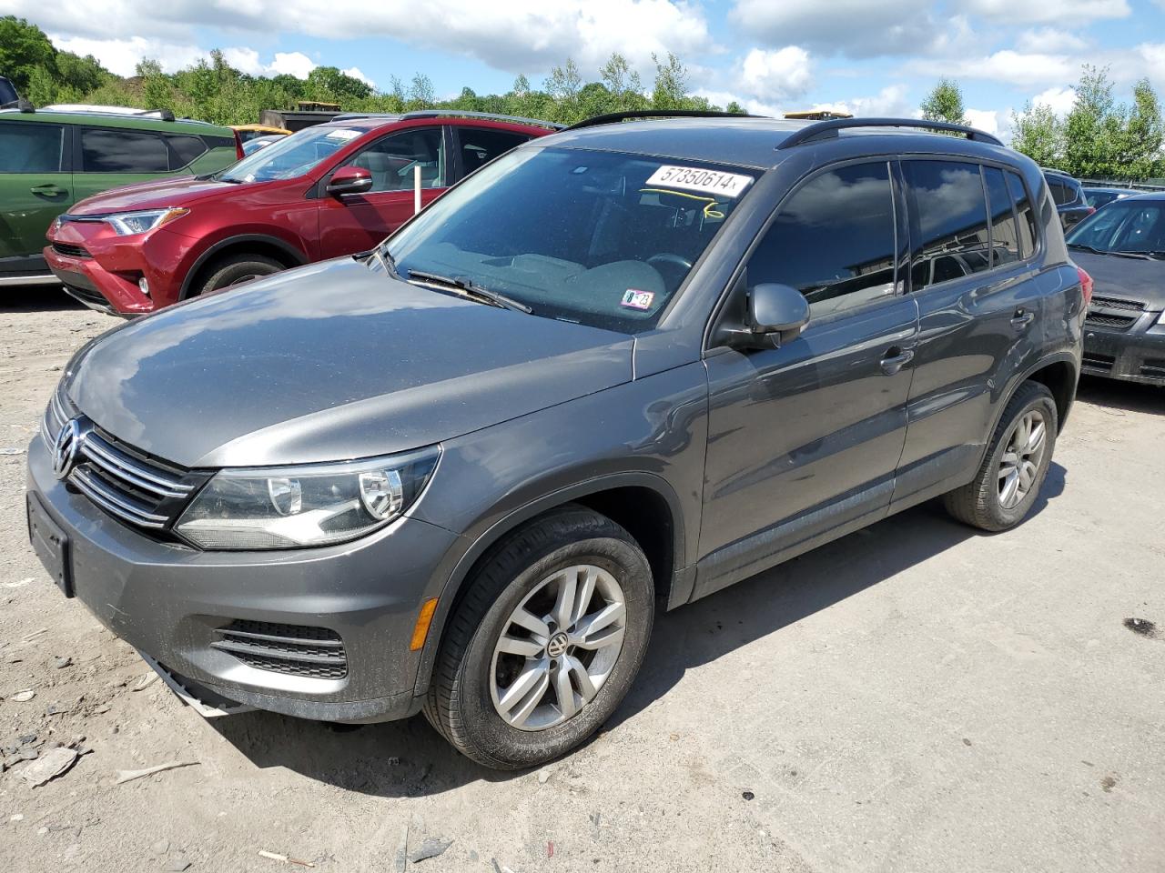 WVGBV7AX1GW595930 2016 Volkswagen Tiguan S