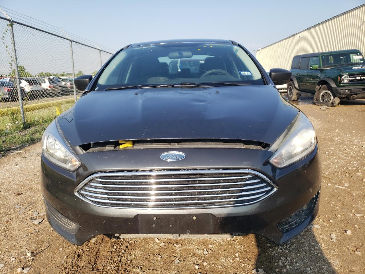 1FADP3E23JL222885 2018 Ford Focus S