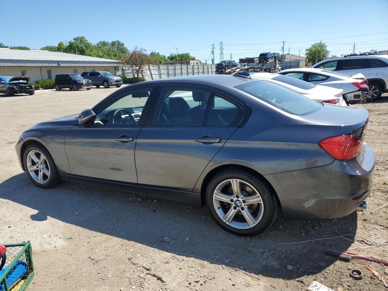 2013 BMW 328 Xi Sulev vin: WBA3B5C53DF138868