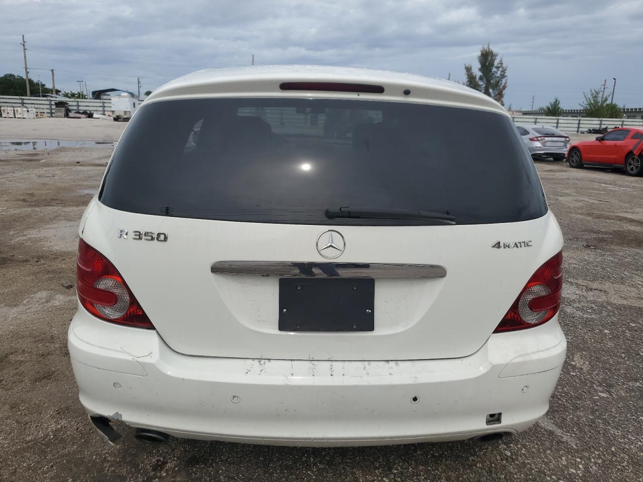 4JGCB65E09A089621 2009 Mercedes-Benz R 350 4Matic