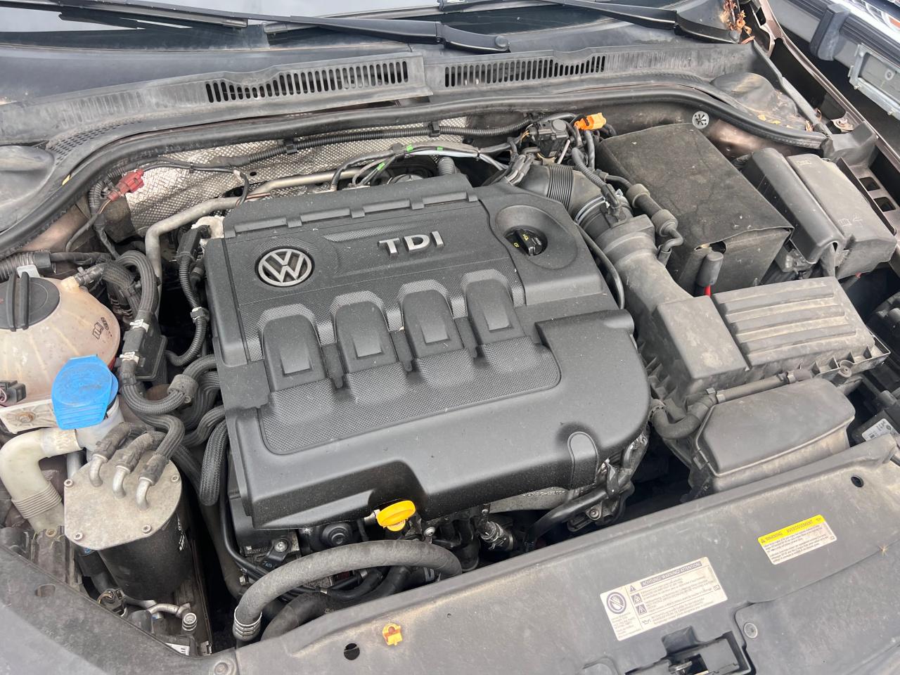 2015 Volkswagen Jetta Tdi vin: 3VWLA7AJ5FM328429