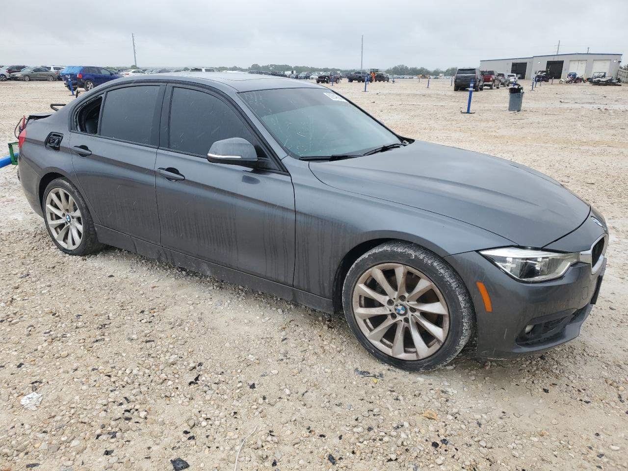 2018 BMW 320 I vin: WBA8A9C50JK623052