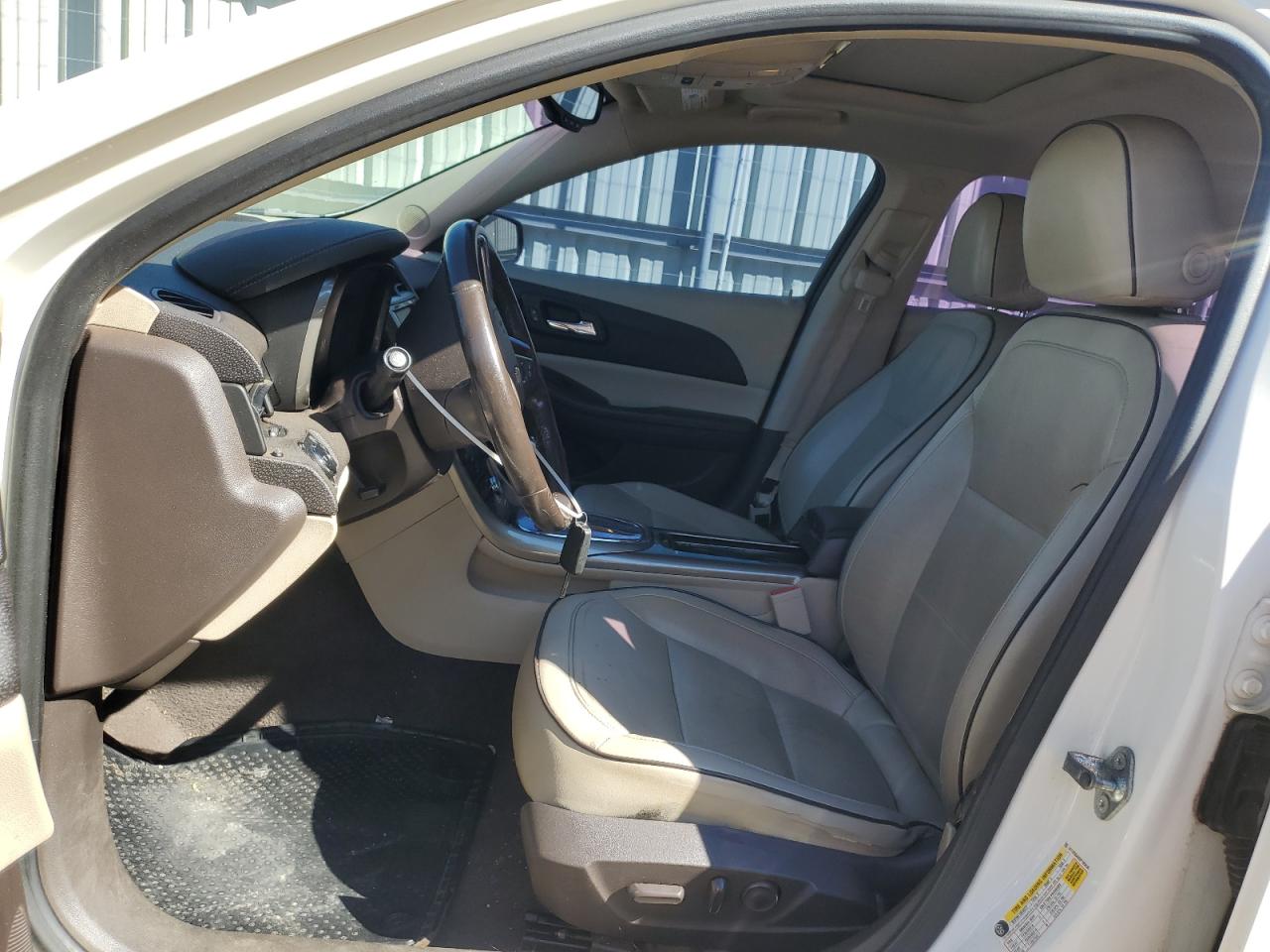 1G11E5SA8DF185838 2013 Chevrolet Malibu 2Lt