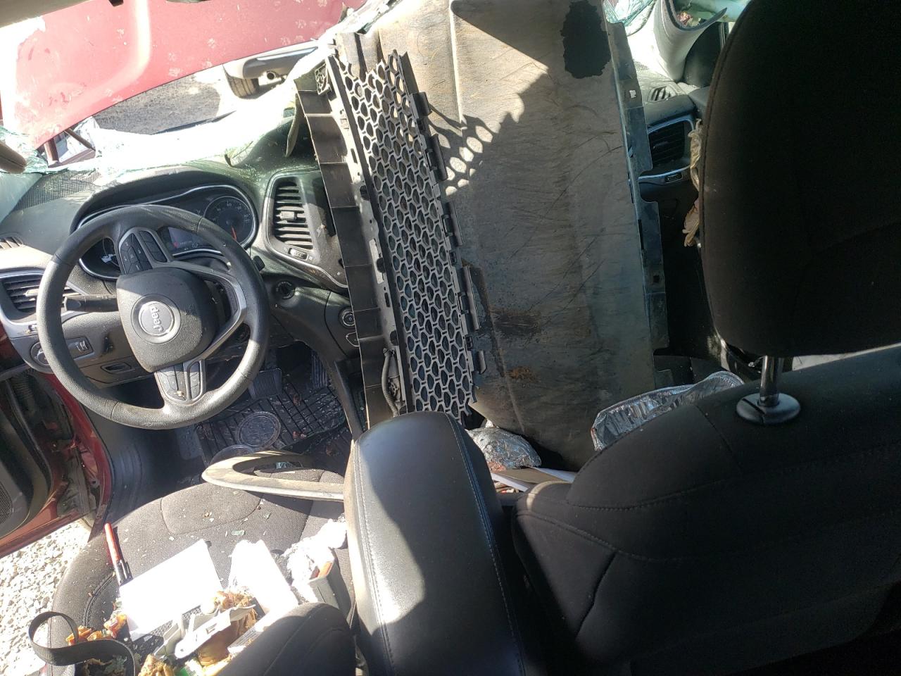 1C4PJLCX9KD265775 2019 Jeep Cherokee Latitude