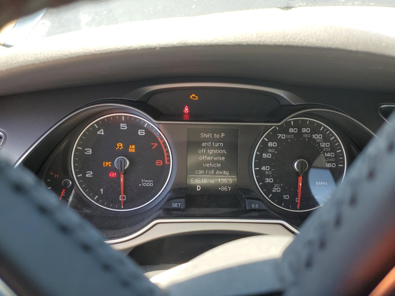 WAUAFAFL7FN025660 2015 Audi A4 Premium