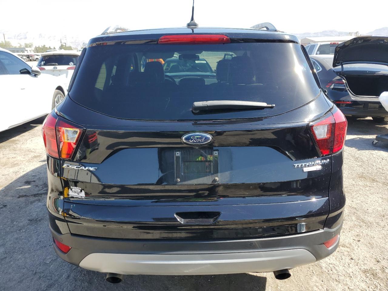 2019 Ford Escape Titanium vin: 1FMCU9J97KUC53990