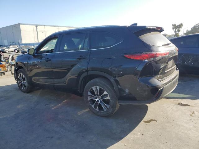 VIN 5TDGZRAH7NS546957 2022 Toyota Highlander, Xle no.2