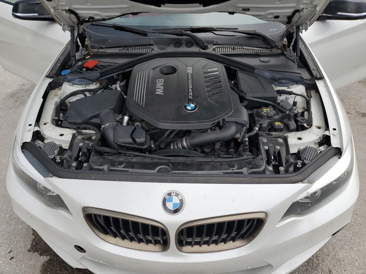WBA2J5C0XL7E55318 2020 BMW M240I