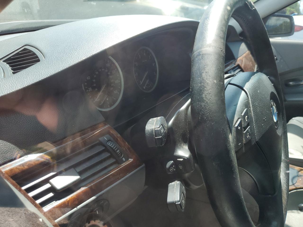 WBANF73517CY18086 2007 BMW 530 Xi