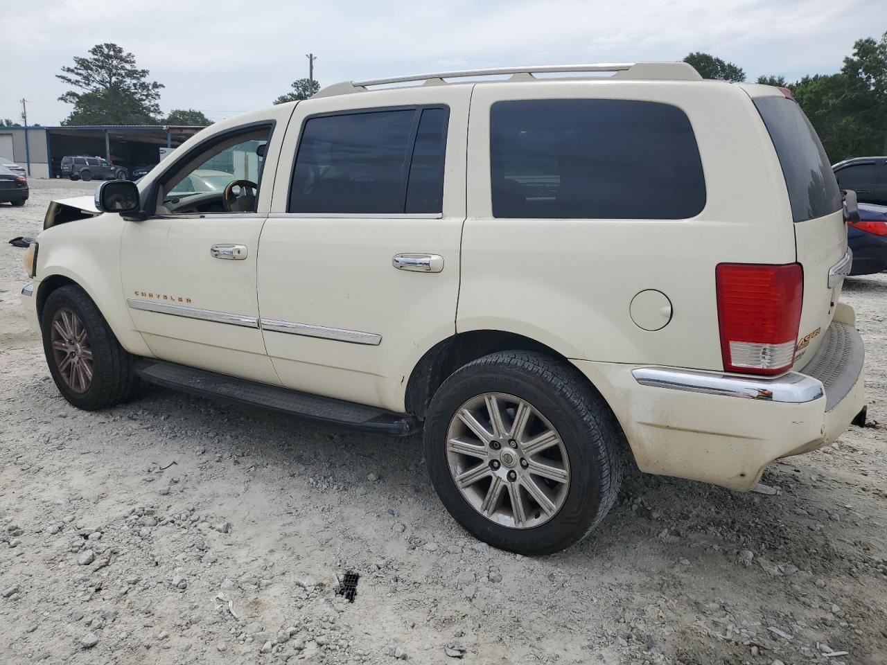 CHRYSLER ASPEN LIMI 2007 beige 4dr spor gas 1A8HX58217F508575 photo #3