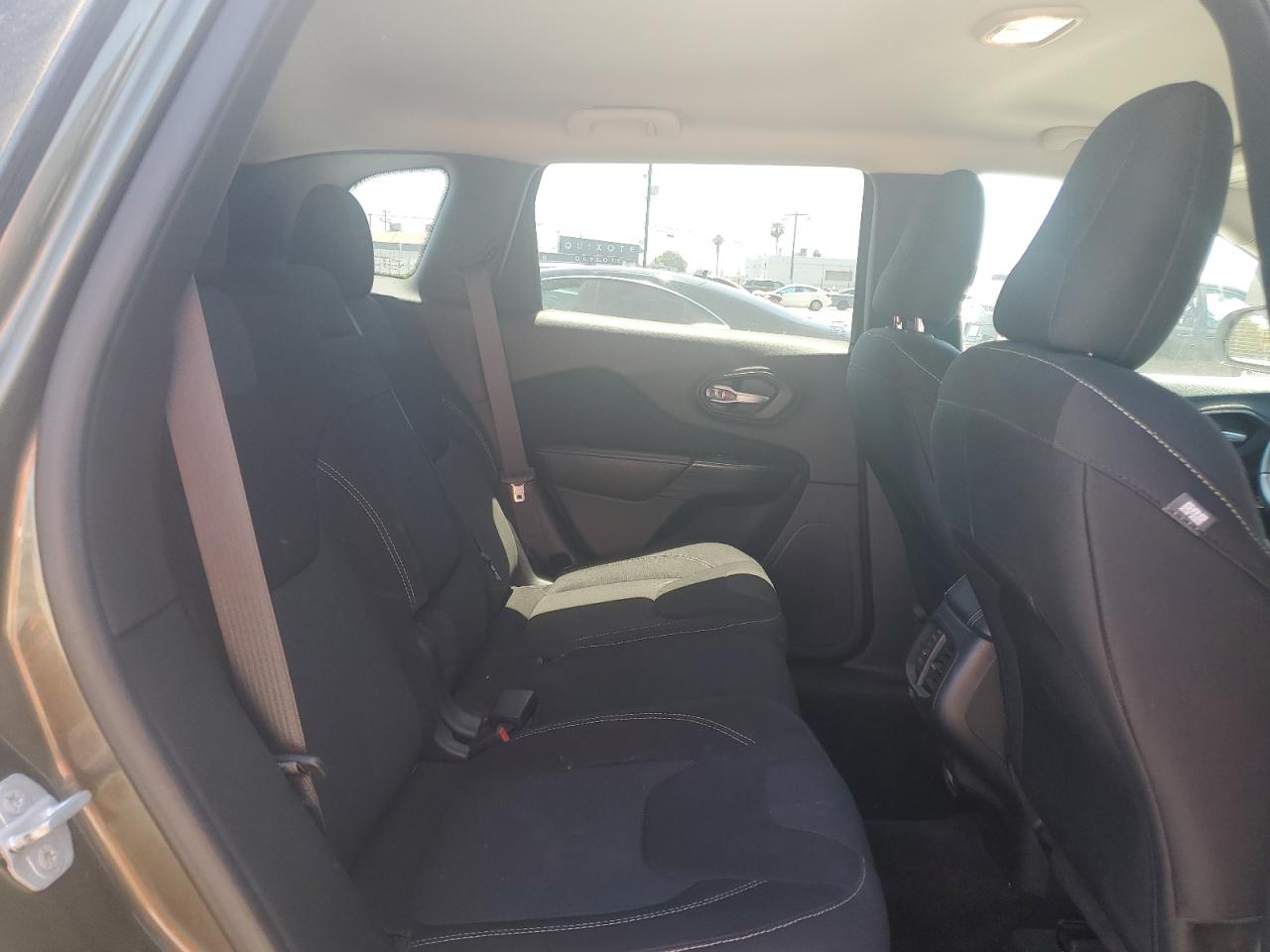 1C4PJMCB6FW678936 2015 Jeep Cherokee Latitude