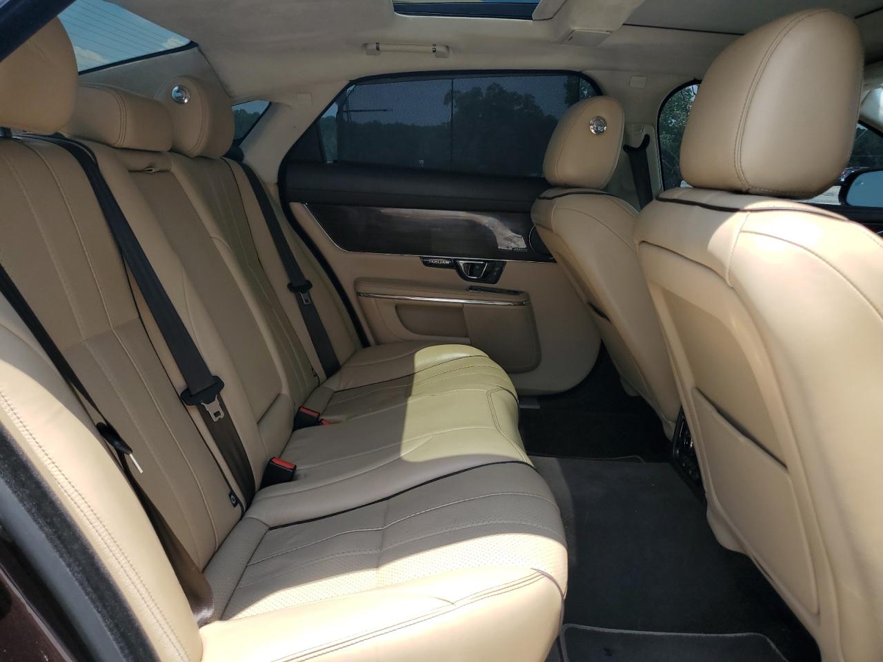 SAJWA2GZXF8V84409 2015 Jaguar Xjl Portfolio