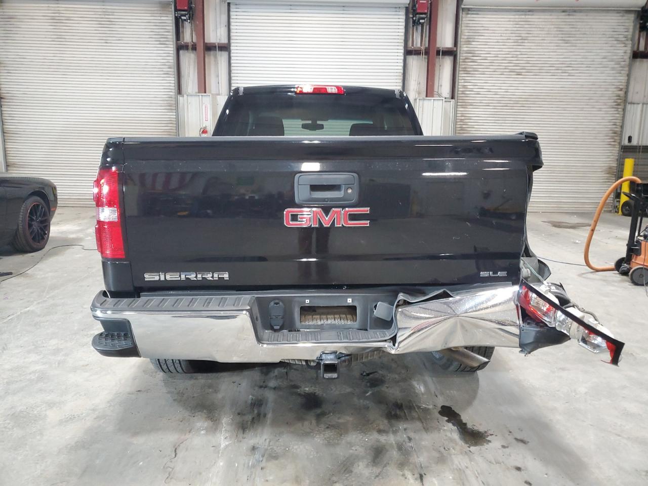 1GTV2MEC8JZ109796 2018 GMC Sierra K1500 Sle