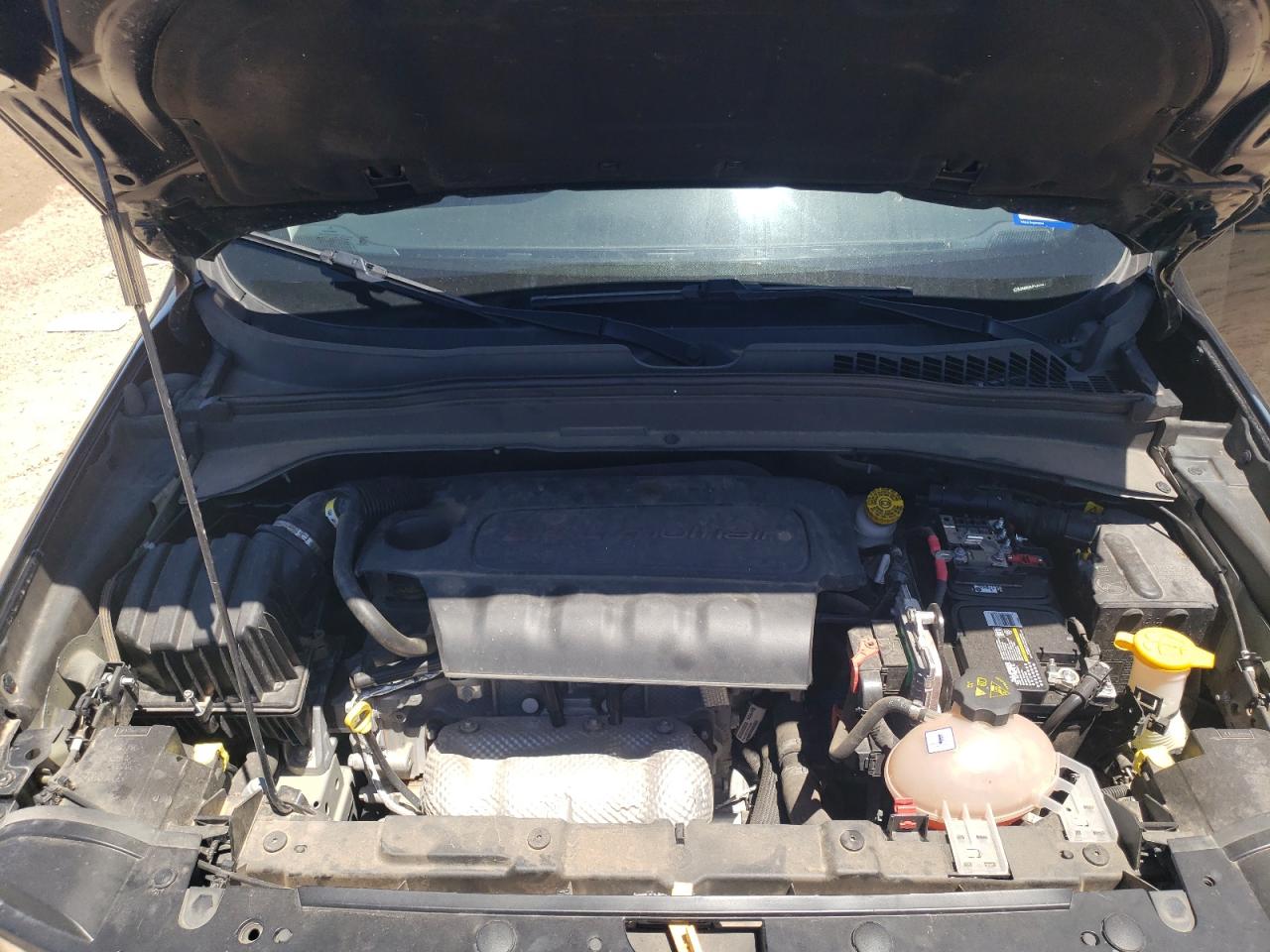 ZACNJABB8LPL83897 2020 Jeep Renegade Latitude