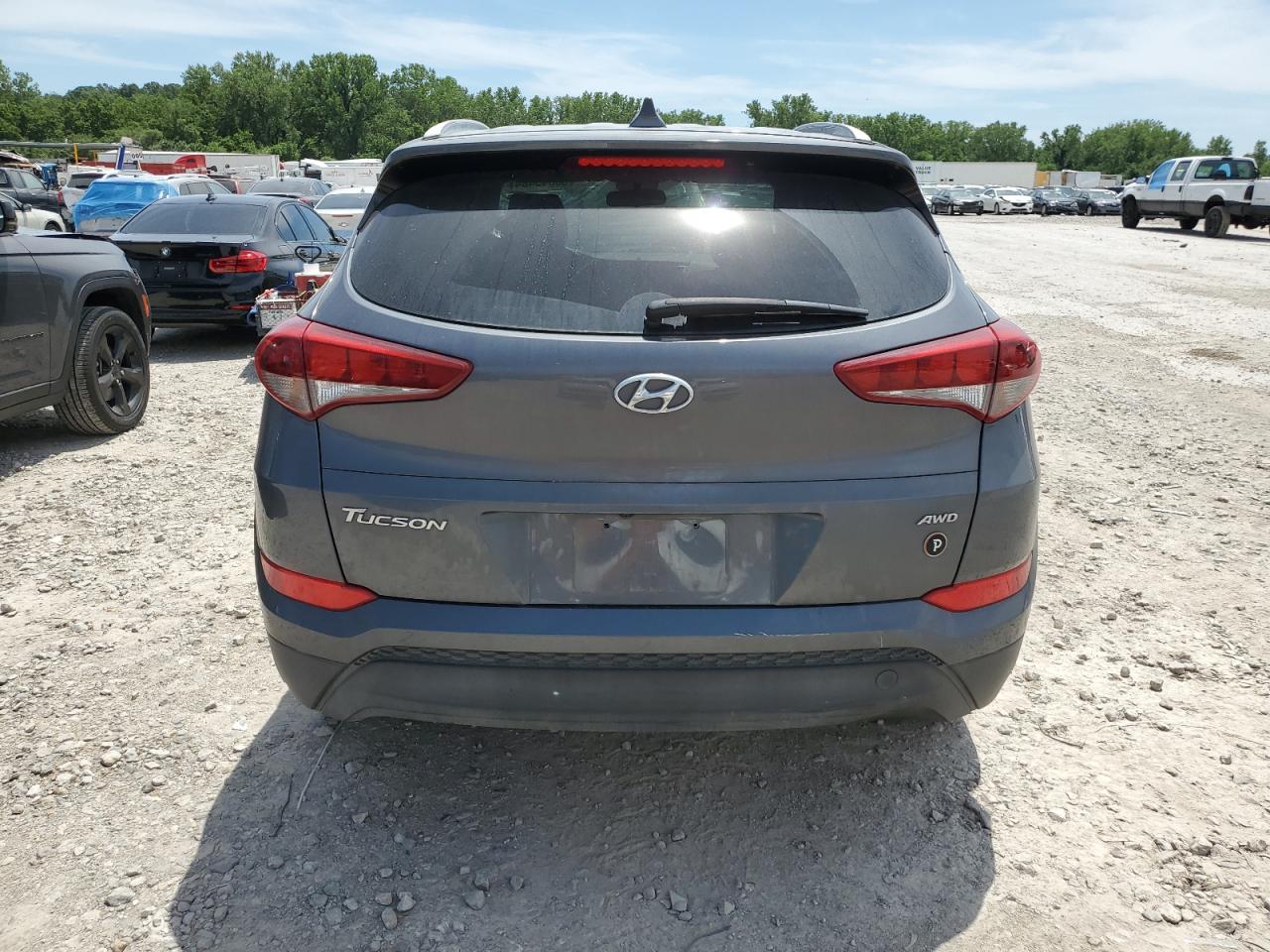 KM8J3CA43JU745796 2018 Hyundai Tucson Sel