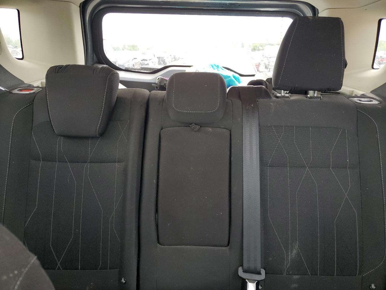 MAJ3P1TE3JC185057 2018 Ford Ecosport Se