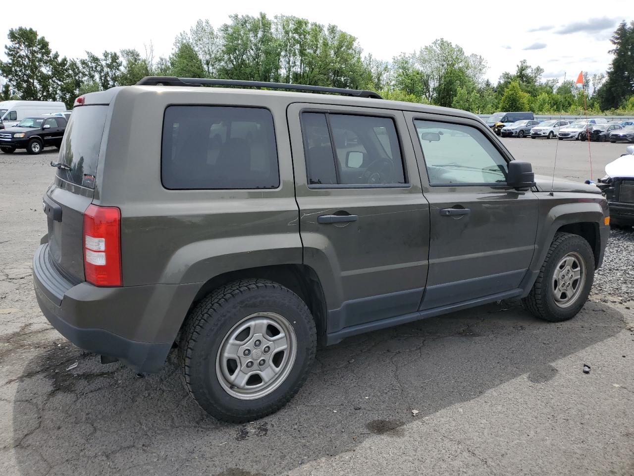 2015 Jeep Patriot Sport vin: 1C4NJPBA5FD318327