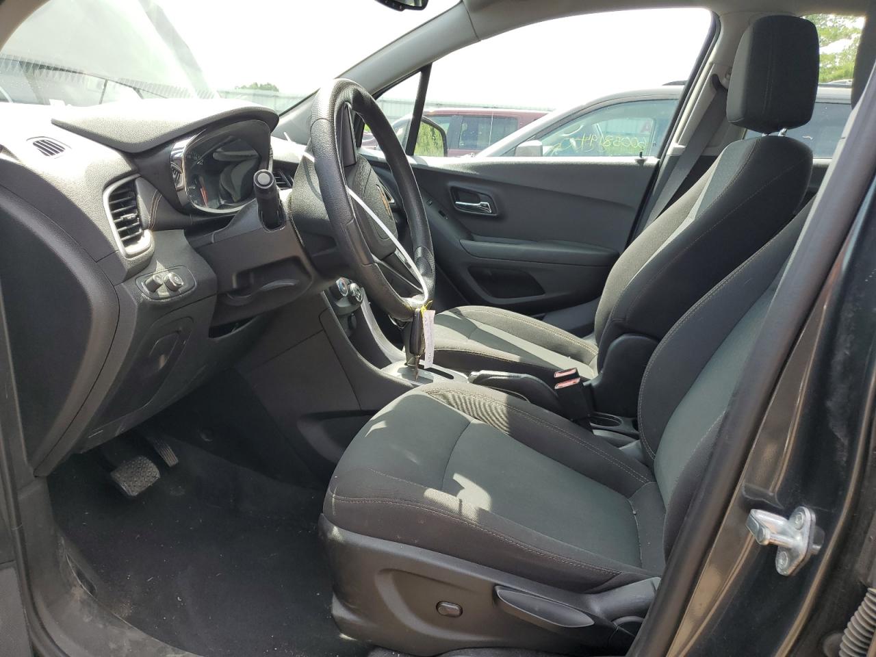 3GNCJKSB7KL361498 2019 Chevrolet Trax Ls