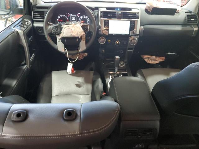 2022 Toyota 4Runner Sr5/Sr5 Premium VIN: JTENU5JR6N6045058 Lot: 61070094