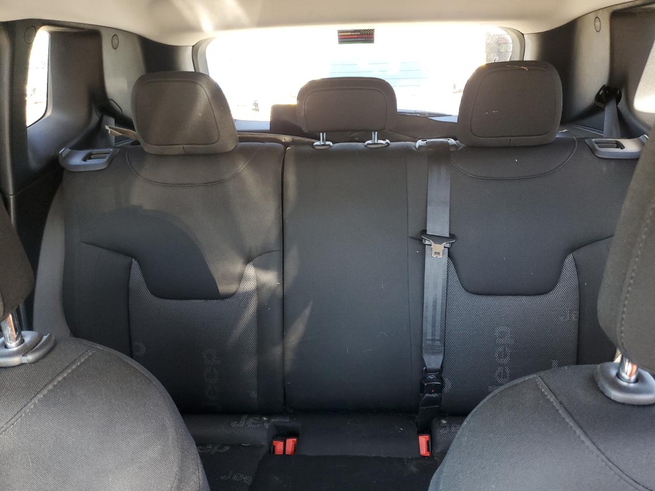 ZACCJBBHXHPE65898 2017 Jeep Renegade Latitude