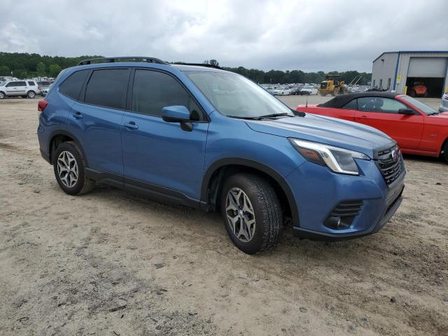  SUBARU FORESTER 2024 Синий